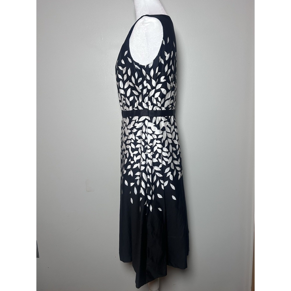 Talbots Dress 6 Black White Leaf Print Fit Flare Cotton Lined Sleeveless Zip - Picture 4 of 11